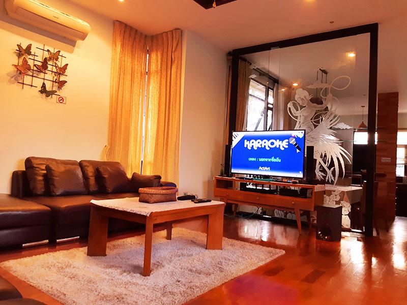 บรรยากาศภายใน ที่พักพัทยา รมิดา พูล วิลล่า