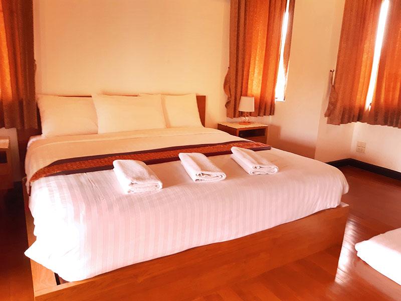 ห้องนอน ที่พักพัทยา รมิดา พูล วิลล่า