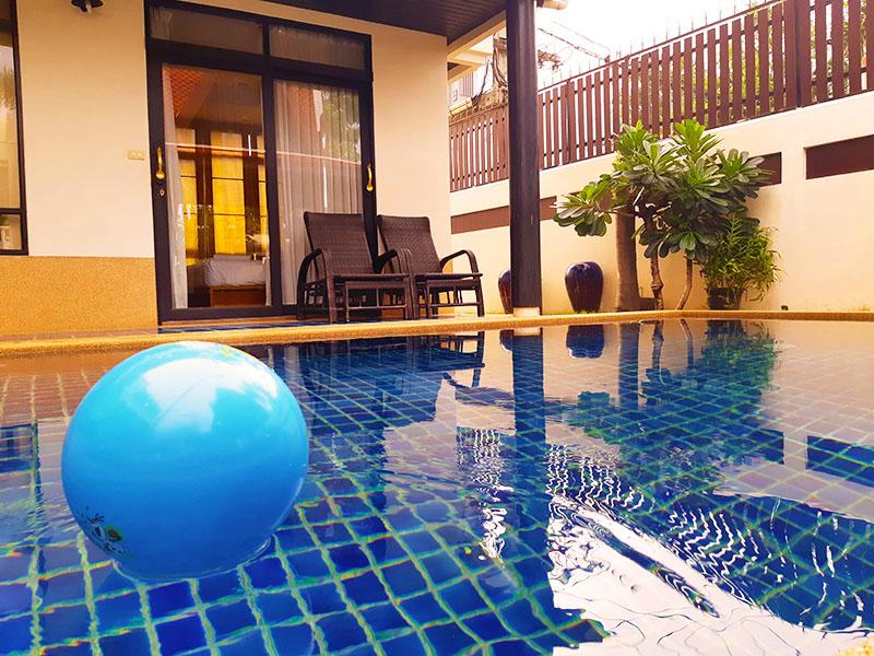 ที่พักพัทยา รมิดา พูล วิลล่า